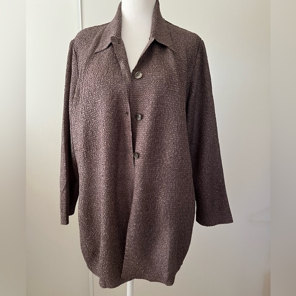 Chico’s Travelers over shirt Shacket button front brown top Large - Picture 3 of 4